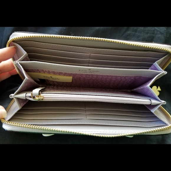 Kate Spade Hop to It Wallet NWT - Picture 3 of 5